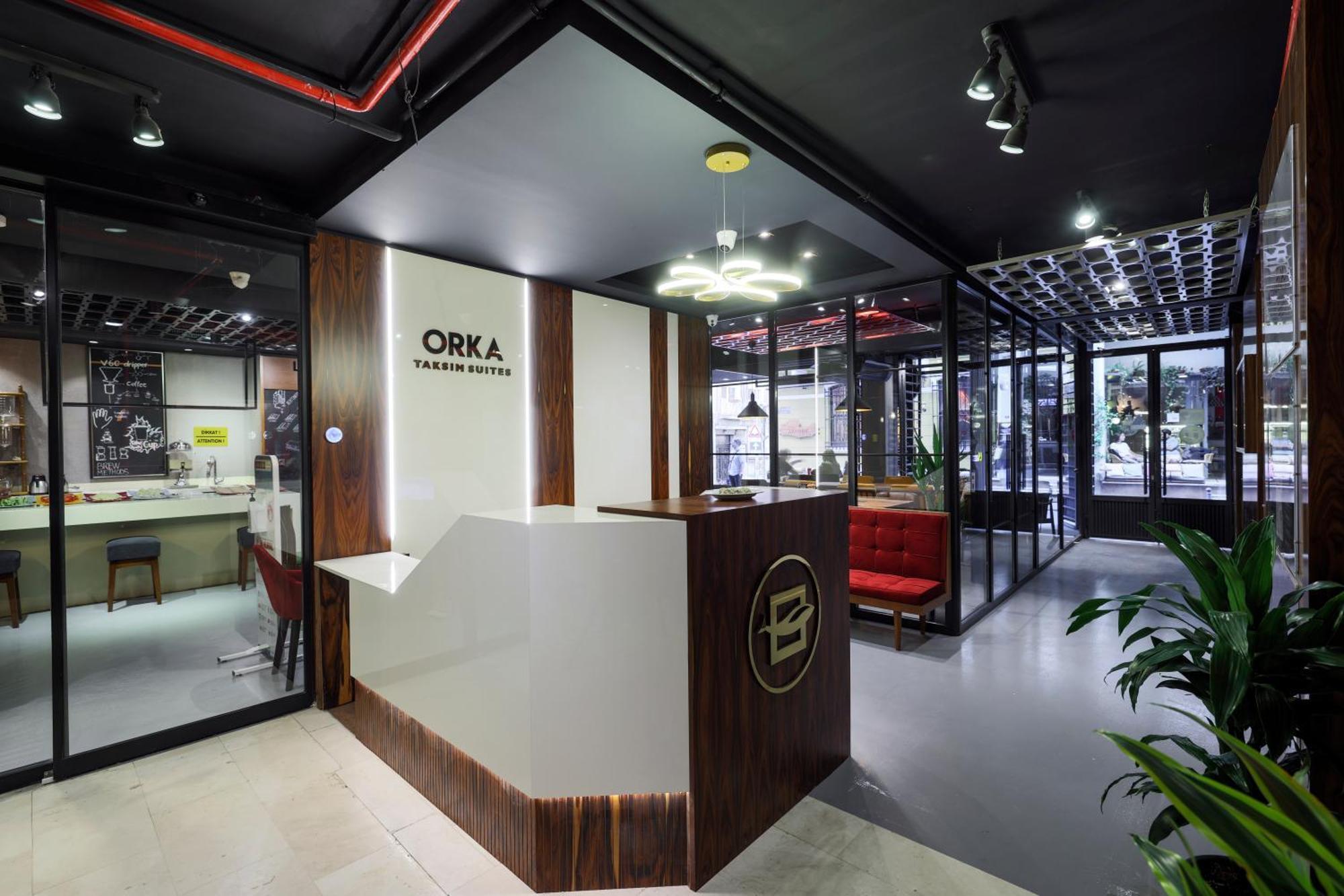 Orka Taksim & 4*