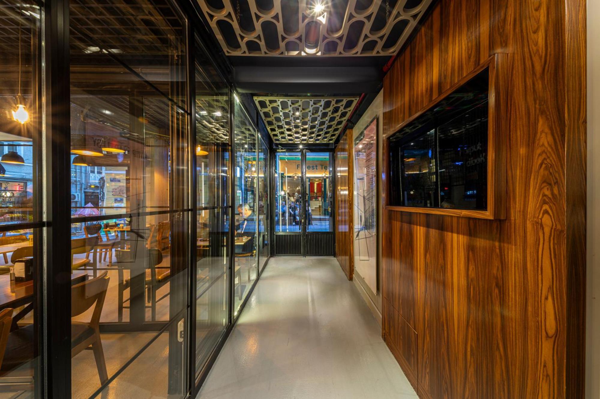 Suiteness Taksim 4*