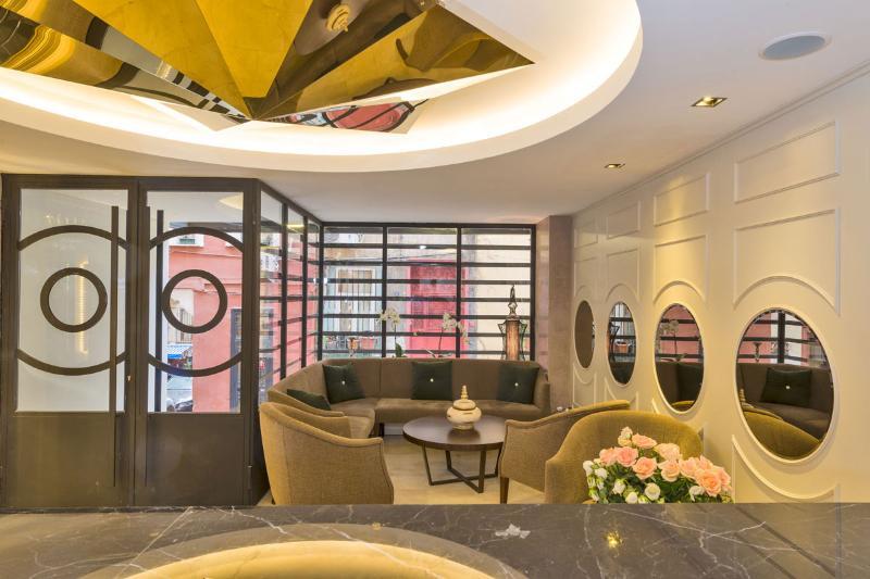 Suiteness Taksim 4*